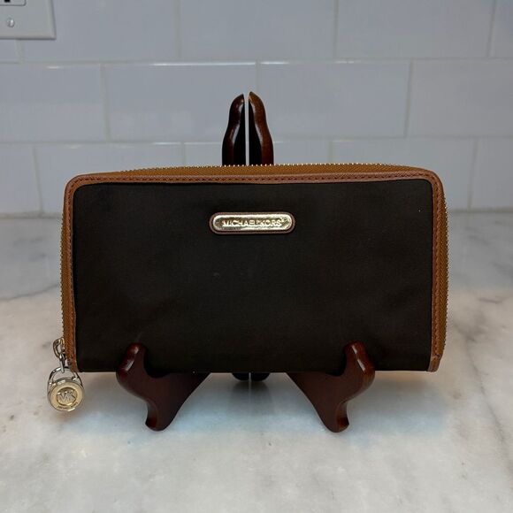 Michael Kors Nylon Leather Full Zip Continental Wallet - Picture 1 of 15